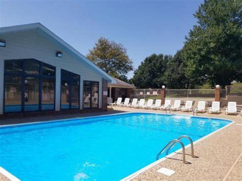 Free Silver Dollar City & Other Attraction Tickets! Spacious, Great Location, Indoor & Outdoor Pools Branson Exterior photo